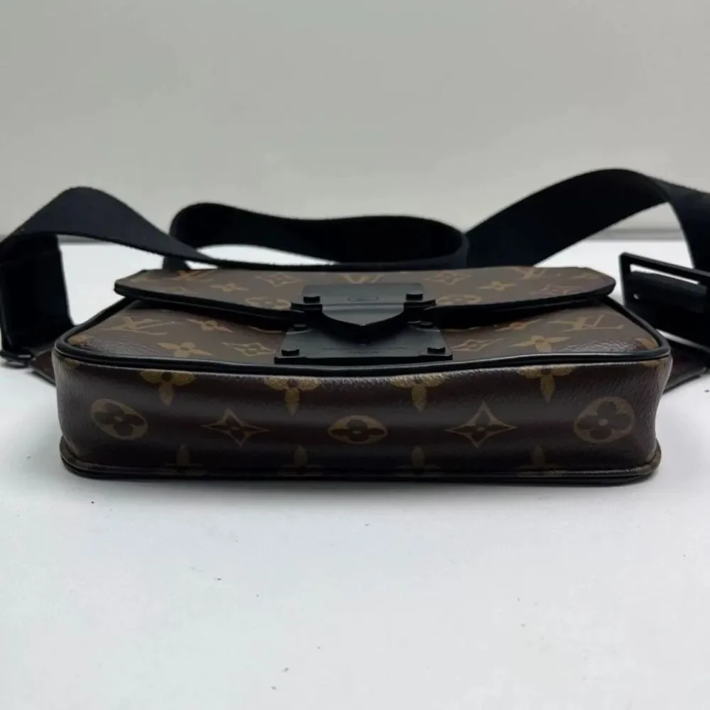 Louis Vuitton Women Pre-Loved Bag Very Good Condition